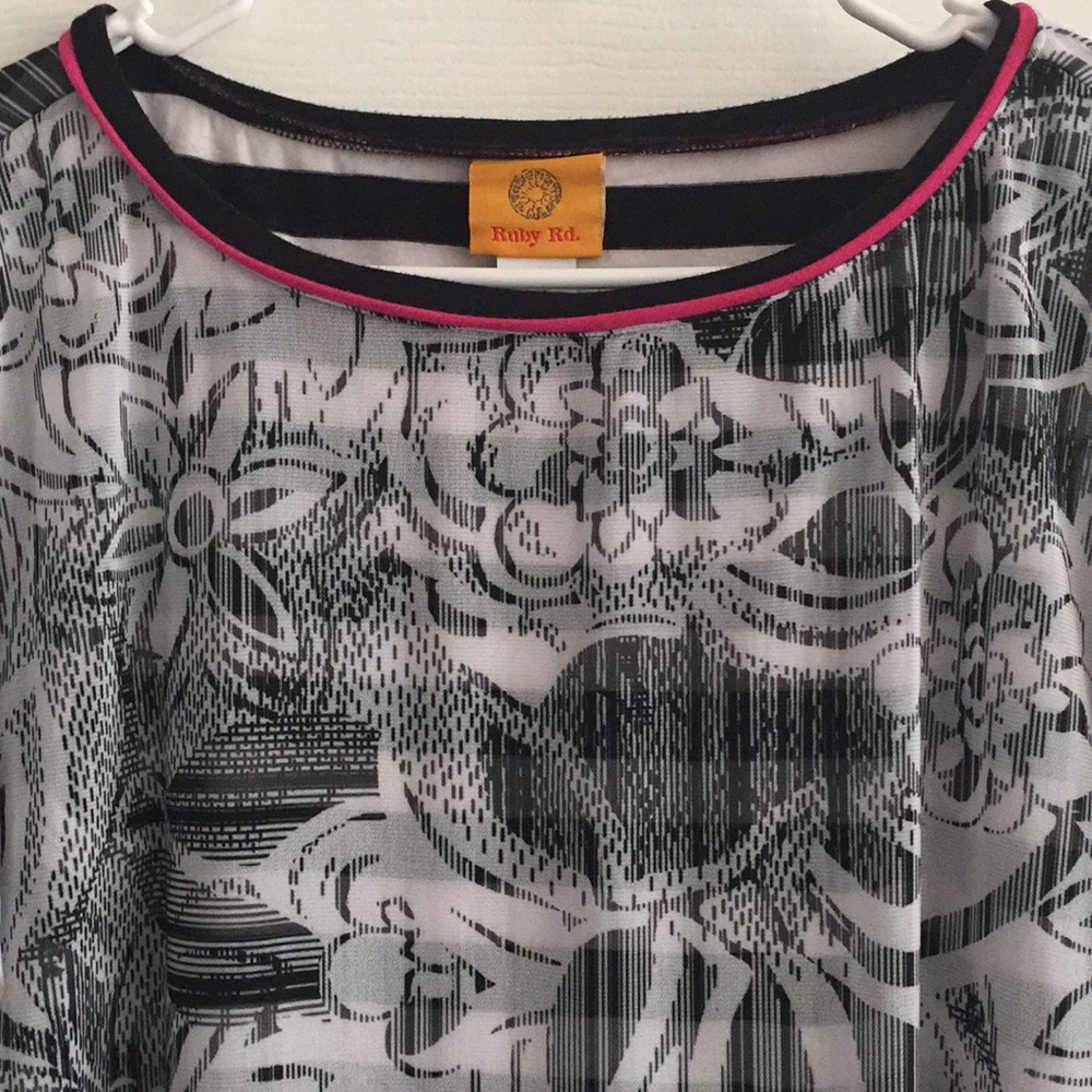 Ruby Rd Black & White Mesh Overlay Medium - Picture 6 of 6